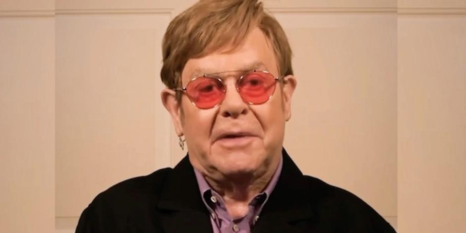 Elton John revela que quedó ciego de un ojo.