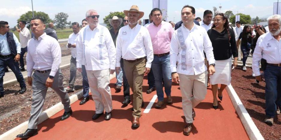 Alfredo Ramírez Bedolla inaugura libramiento en La Piedad, Michoacán.