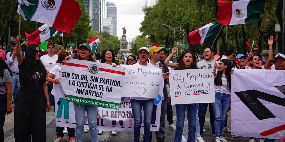 Manifestantes descartan bloqueo de Senado en discusión de reforma al Poder Judicial.