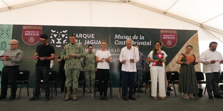 Claudia Sheinbaum y AMLO en la inauguración del Parque Nacional del Jaguar, reafirmando su compromiso con el Humanismo Mexicano.