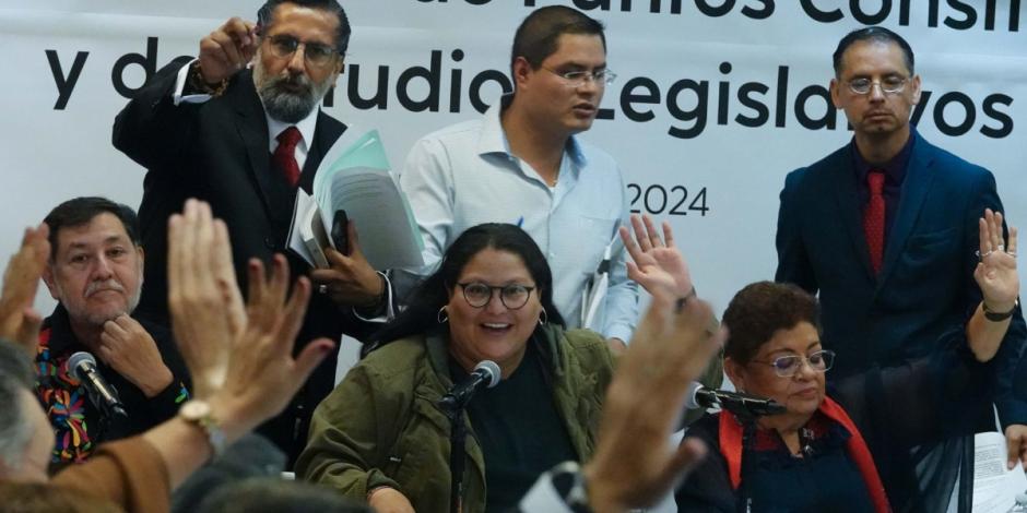 Comisiones aprueban en lo general y lo particular el dictamen de reforma al Poder Judicial.