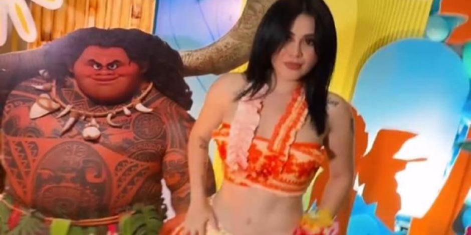 ¡Se acepta como Maui! Gomita presume su fiesta de Moana y demuestra que es un meme | VIDEO