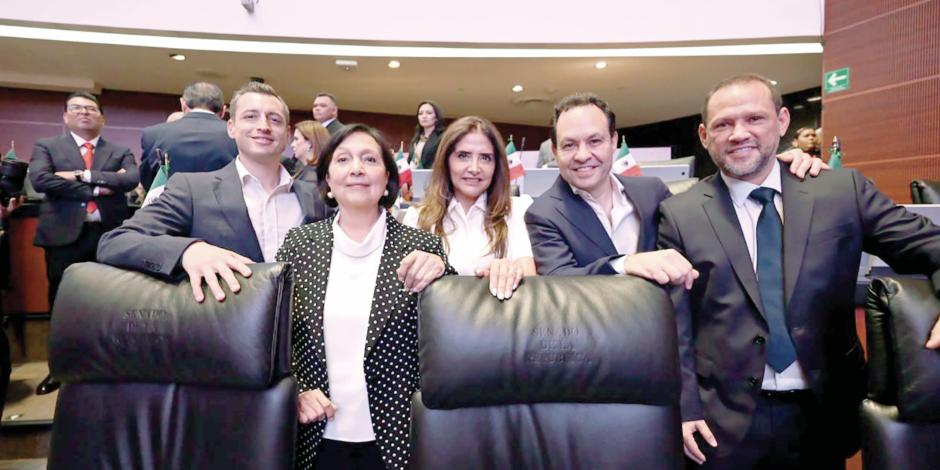 de izq. a der.: Luis Donaldo Colosio, Amalia García, Alejandra Barrales, Clemente Castañeda y Daniel Barreda, de la bancada de MC, el pasado 29 de agosto.