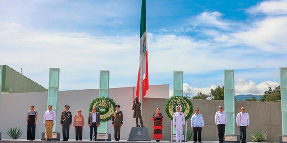 La gobernadora de Guerrero,  Evelyn Salgado, ayer.