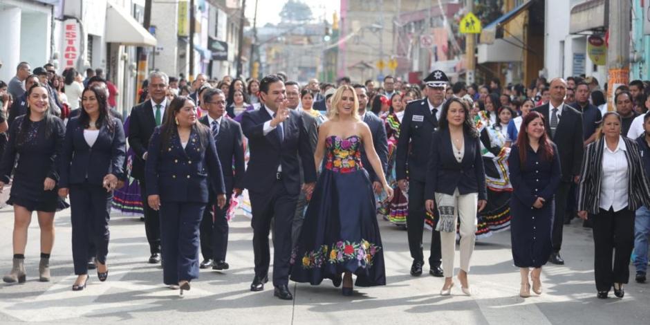 Huixquilucan celebra Fiestas Patrias con Grito de Dolores y desfile cívico.