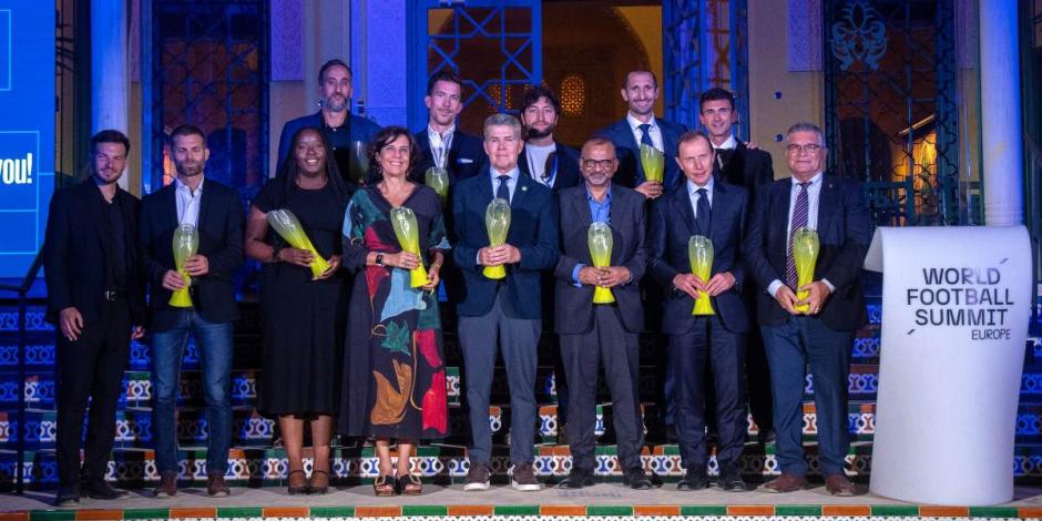 Reconocen grandeza del Club América a nivel internacional.