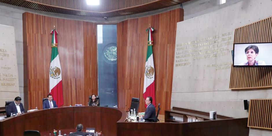 Sesión del pleno de la Sala Superior del Tribunal Electoral, ayer.