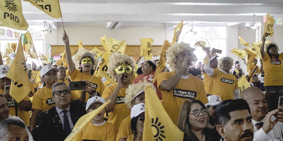 Militantes del PRD en un acto de campaña del excandidato Santiago Taboada el pasado 4 de marzo.