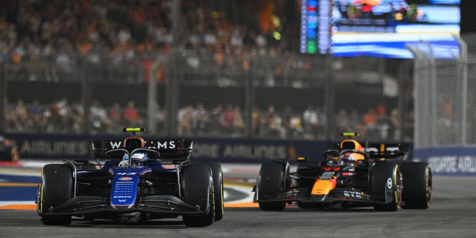 Checo Pérez y Franco Colapinto corren en el GP de Singapur de F1