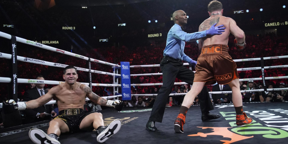 Edgar Berlanga cae el tercer round contra 'Canelo' Álvarez