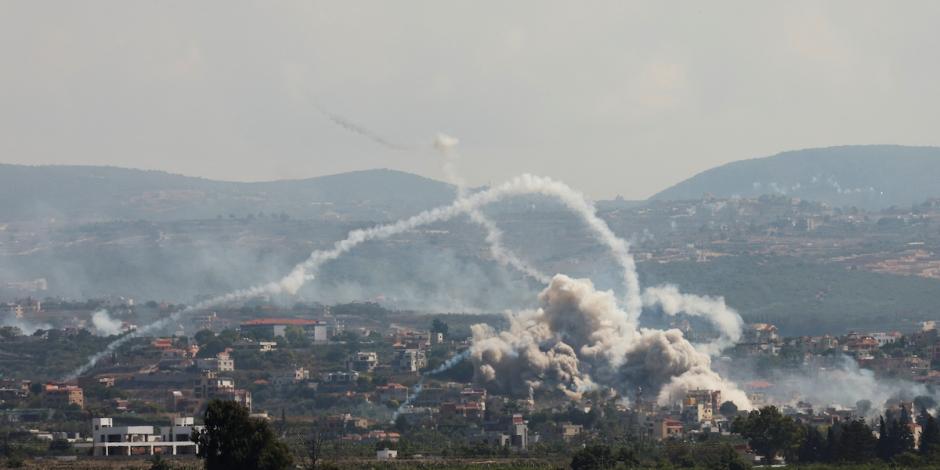 Armas israelíes impactan en territorio libanés, presuntamente objetivos terroristas, ayer.