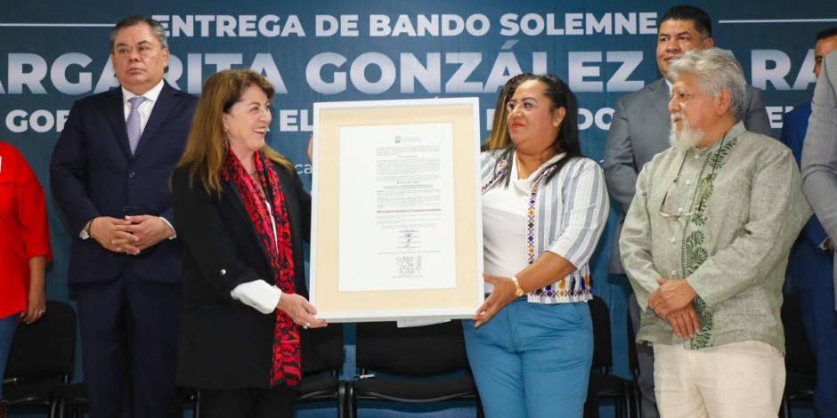 Congreso de Morelos entrega Bando Solemne a Margarita González Saravia.