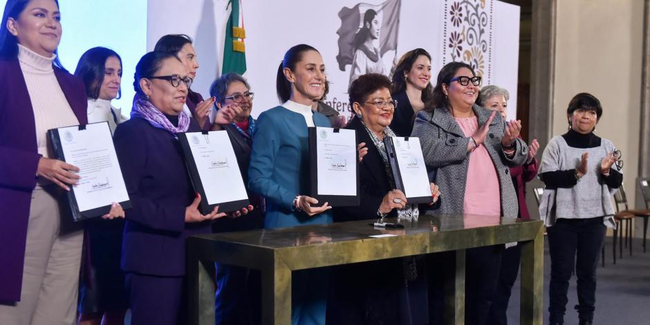 Las Mañaneras del Pueblo en Palacio Nacional.