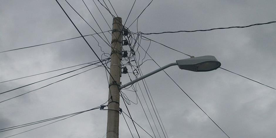 Por fuerzas mayores un sector de la población ya no pagará de por vida el recibo de luz.