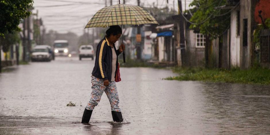 La depresión tropical Once-E dejó daños diversos en Coatzacoalcos, Veracruz, Oaxaca y en Guerrero.