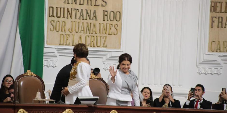 Clara Brugada este sábado en el Congreso de CDMX.