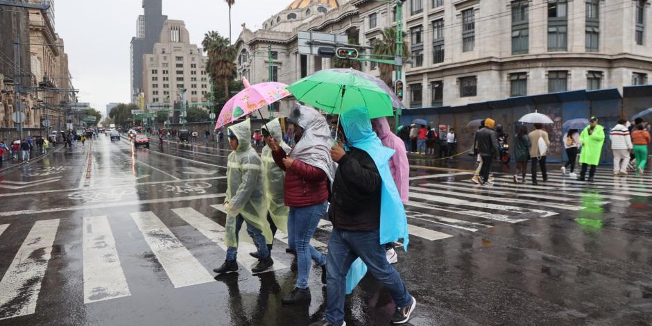 Emiten alertas Roja y Púrpura por intensas lluvias