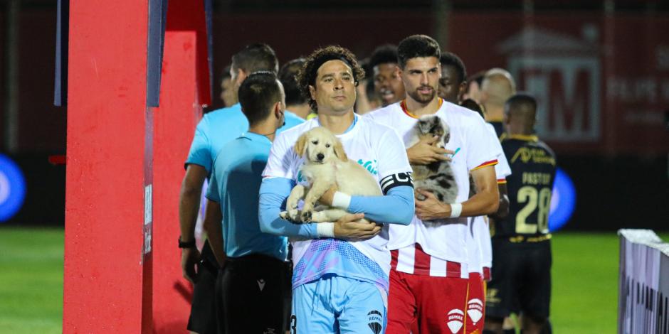 El portero mexicano previo al partido de la Jornada pasada.