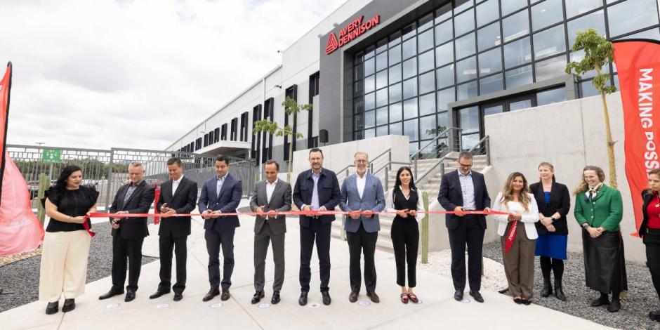 Mauricio Kuri inaugura nueva planta de Avery Dennison.