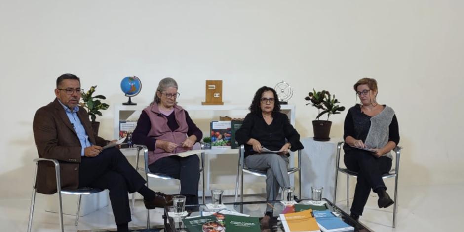 Se realizó la mesa de diálogo "La centralidad de las escuelas en la mejora continua de la educación"