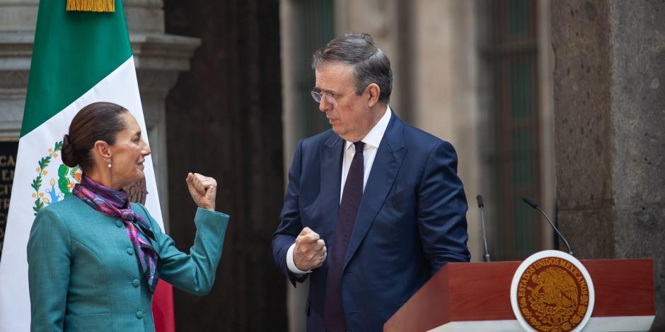 Sheinbaum y Ebrard, en conferencia de prensa en Palacio Nacional, ayer.