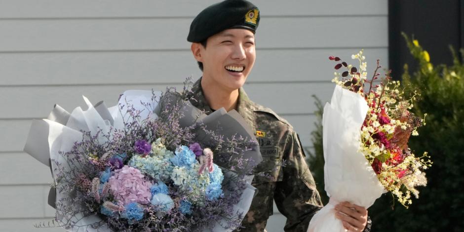 J Hope termina su servicio militar