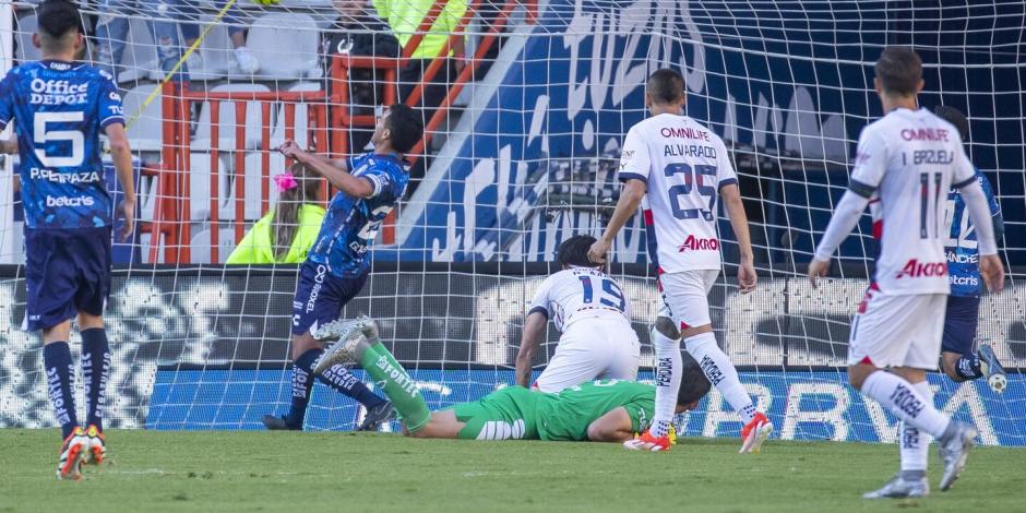 Chivas venció 1-0 a Pachuca con un autogol en la Jornada 15 del Clausura 2024 de la Liga MX.