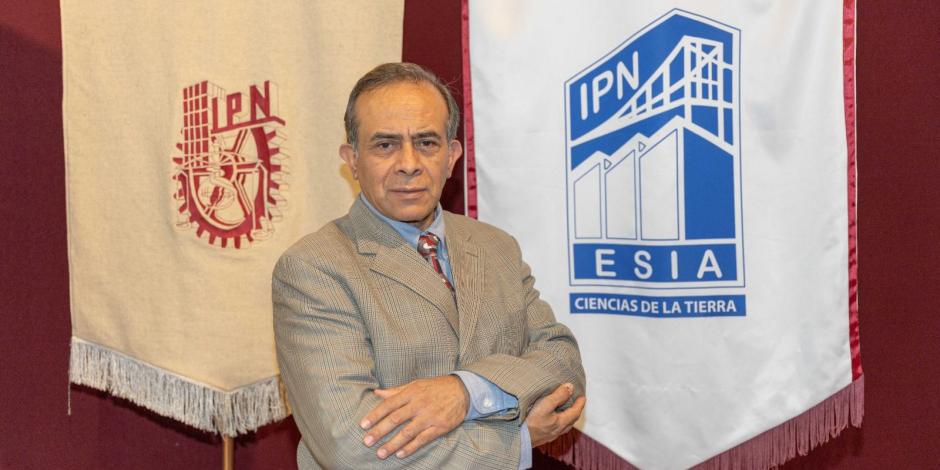 Leodegario Sansón Reyes, coordinador de los Programas de Ingeniería Meteorológica