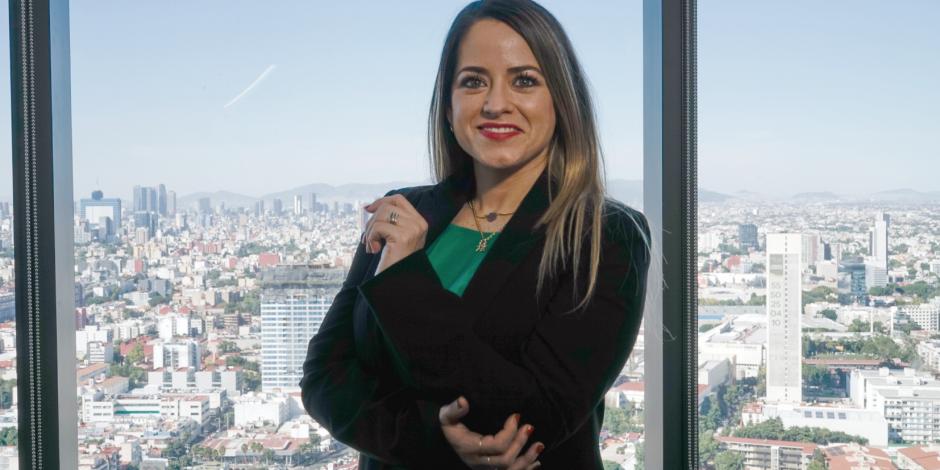 Araceli Becerril, directora de Responsabilidad Corporativa de L’Oréal, en charla con La Razón.