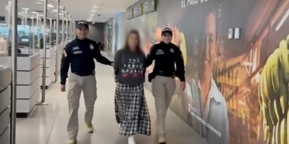 Detienen en Colombia a mexicana por robo de joyas