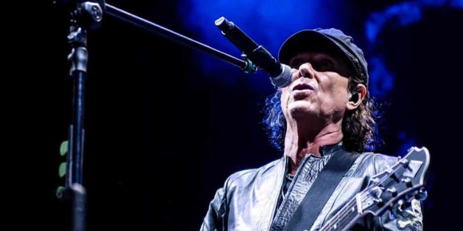 Saúl Hernández de Caifanes despide a un ser querido tras su muerte