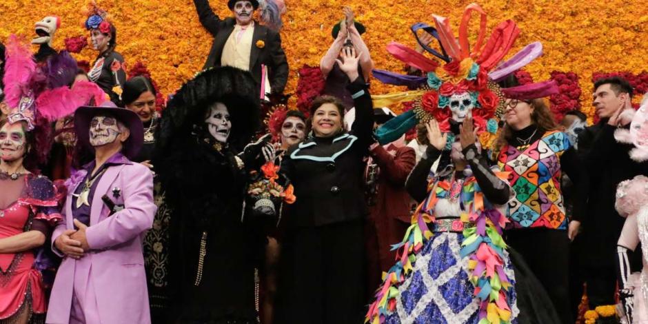 Clara Brugada invita al Festival de Día de Muertos y al desfile del 2 de noviembre.