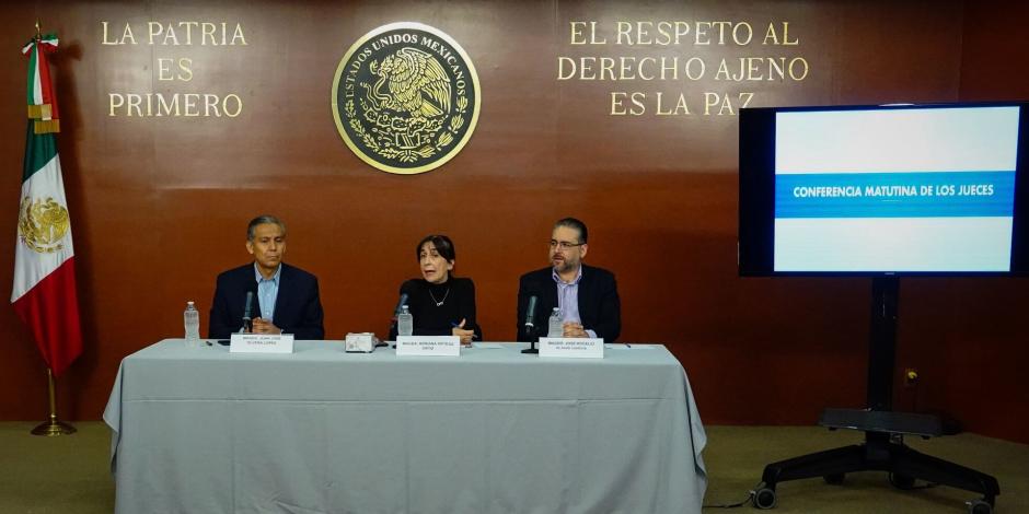 Juan José  Olvera, Adriana Ortega, José Rogelio Alanís, y Juan Carlos Ramírez, magistrados del Poder Judicial, encabezaron, la Conferencia Matutina de los Jueces