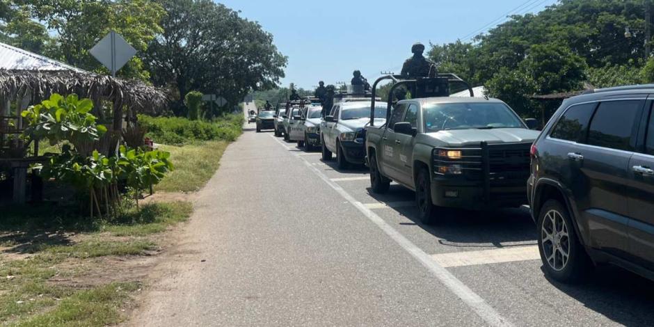 Se mantiene fuerte presencia de instancias de seguridad en Tecpan de Galeana.