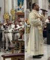 Sacerdote cantó durante boda y se volvió viral.