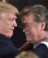 Steve Bannon y el expresidente Donal Trump.