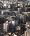 Tomas aéreas muestran  la devastación en ciudades afectadas durante el sobrevuelo de Blinken en Turquía.