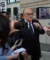 Rudolph Giuliani se entrega en Fulton y suman 8 los cómplices de Trump fichados por extorsión criminal.