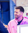 Lionel Messi presume sus increíbles tenis en lujoso crucero