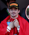 Charles Leclerc porta la antorcha olímpica por las calles de Mónaco