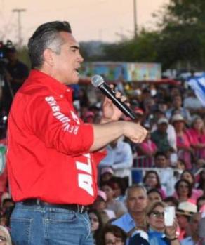 Llama Alejandro Moreno a sonorenses a apoyar con todo a Xóchitl Gálvez.
