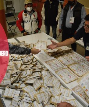 El voto en el extranjero es importante en México, señalan autoridades.