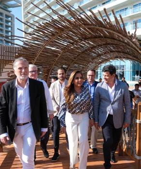 La gobernadora Mara Lezama agradece a los inversionistas por generar empleos en Quintana Roo.