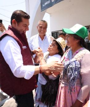 Alejandro Armenta promete programa de rescate para comunidades marginadas en Puebla.