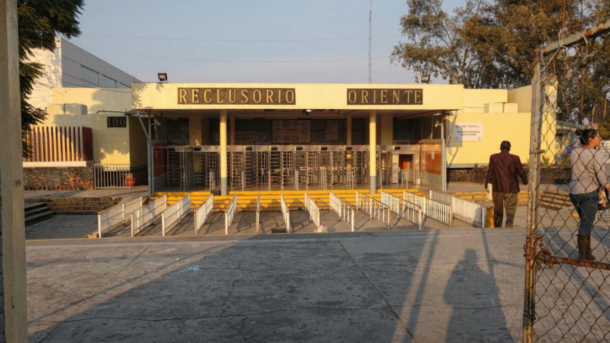 Riña en Reclusorio Oriente moviliza a policía capitalina; reportan heridos