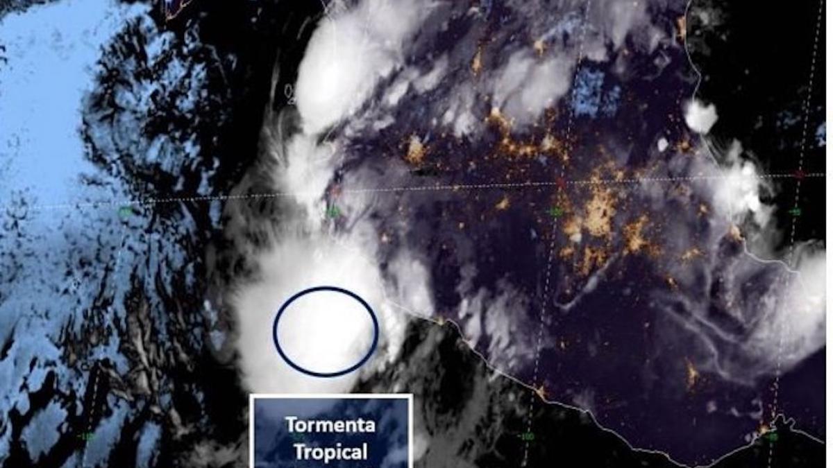 Se forma tormenta tropical "Priscila"; toca tierra hoy en Colima