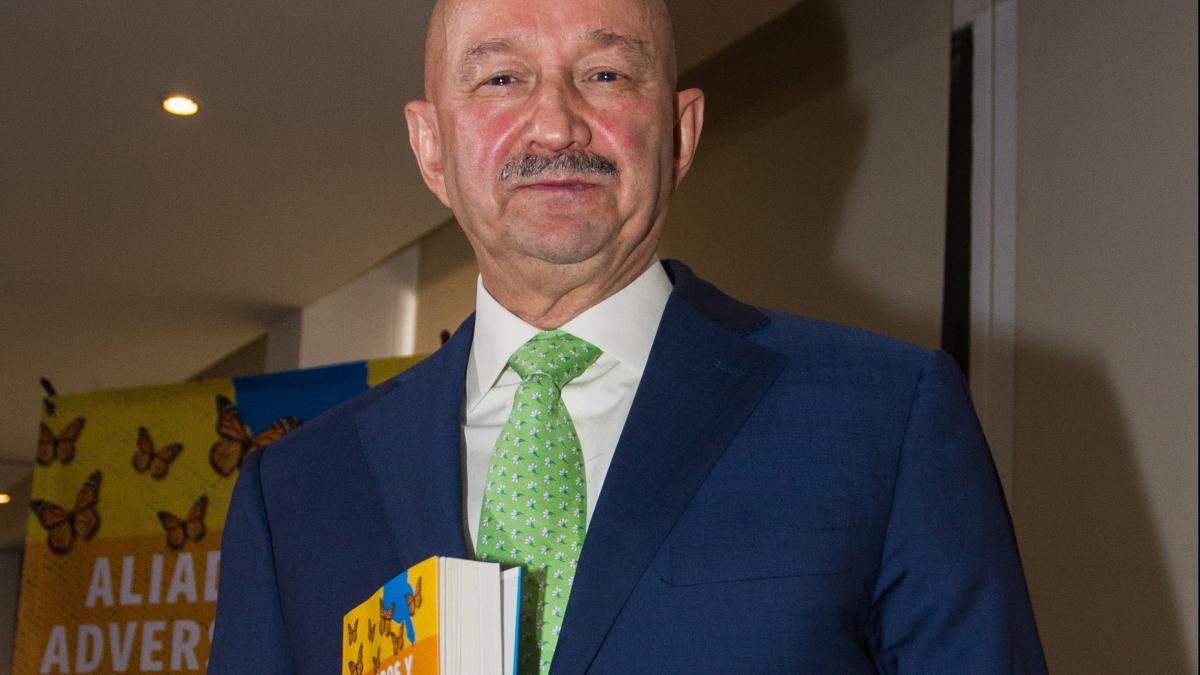 Expresidente Carlos Salinas de Gortari obtiene la nacionalidad española