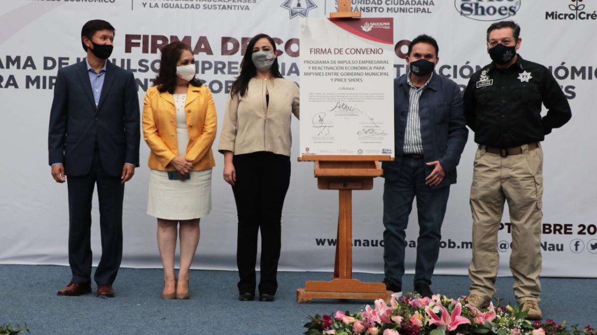 Firma alcaldesa de Naucalpan convenio con Price Shoes para apoyar a mujeres