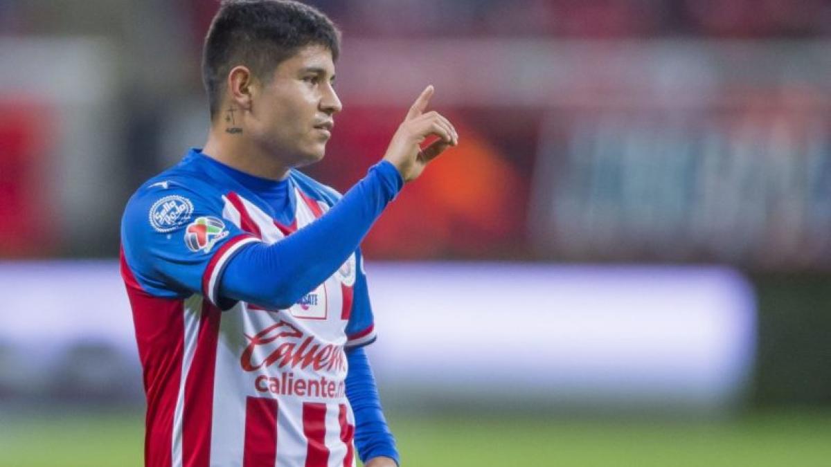 CHIVAS: ¡Directo! "Chofis" López lanza fuerte mensaje a la directiva del Rebaño