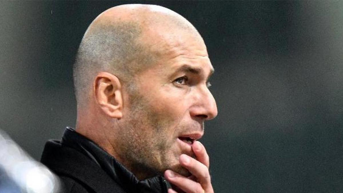 Zinedine Zidane a un paso de dirigir a una selección de primer nivel, pero no es Francia